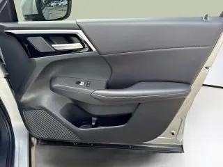 Mitsubishi Outlander 2024 SE 4dr SUV
