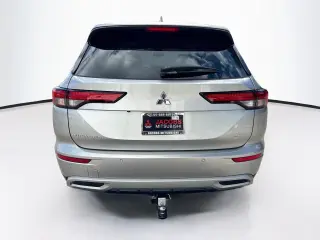 Mitsubishi Outlander 2024 SE 4dr SUV