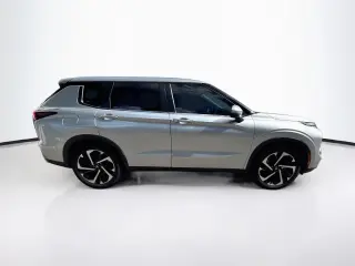 Mitsubishi Outlander 2024 SE 4dr SUV