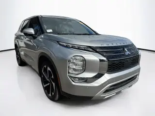 Mitsubishi Outlander 2024 SE 4dr SUV