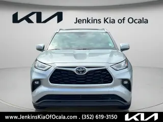 Toyota Highlander 2024 XLE 4dr SUV