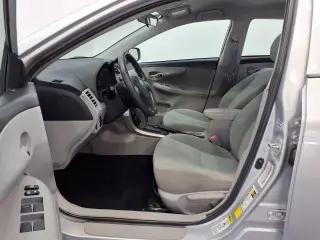 Toyota Corolla 2013 L 4dr Sedán 4A