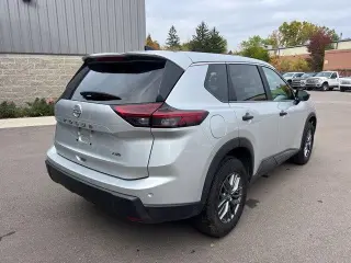 Nissan Rogue 2024 AWD S 4dr Crossover