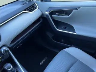 Toyota RAV4 Híbrido 2023 AWD Limited 4dr SUV