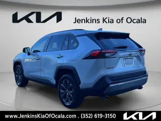 Toyota RAV4 Híbrido 2023 AWD Limited 4dr SUV
