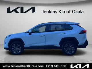 Toyota RAV4 Híbrido 2023 AWD Limited 4dr SUV