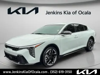 Kia K4 2025 GT-Line 4dr Sedán