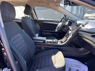 Ford Fusion 2020 SE 4dr Sedán