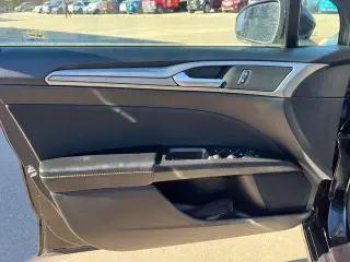 Ford Fusion 2020 SE 4dr Sedán