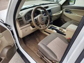 Jeep Liberty 2012