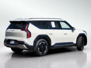Kia EV9 2024 AWD Land 4dr SUV