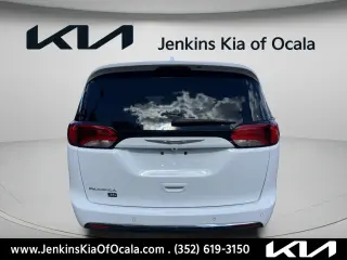 Chrysler Pacifica 2020 Touring L Plus 4dr Mini-Van