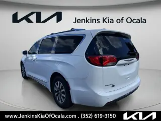 Chrysler Pacifica 2020 Touring L Plus 4dr Mini-Van