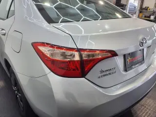 Toyota Corolla 2017 L 4 tracción sedan