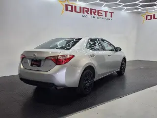 Toyota Corolla 2017 L 4 tracción sedan