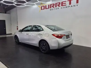 Toyota Corolla 2017 L 4 tracción sedan