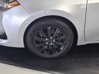 Toyota Corolla 2017 L 4 tracción sedan
