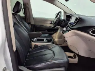 Chrysler Pacifica 2022 Touring L 4dr Mini-Van