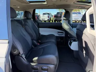 Carnaval Kia 2024 SX Prestige 4dr Mini-Van