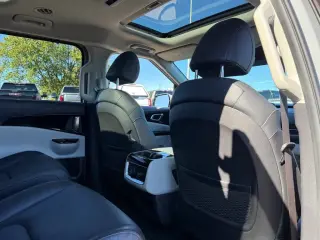 Carnaval Kia 2024 SX Prestige 4dr Mini-Van