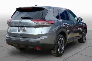 Nissan Rogue 2025 SV 4dr Crossover