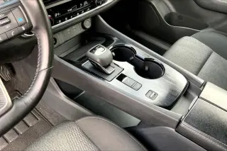Nissan Rogue 2025 SV 4dr Crossover