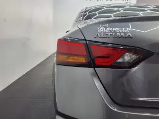 Nissan Altima 2024 2.5 SV 4dr Sedán