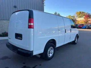 Chevrolet Express 2017 2500 3dr Cargo Van