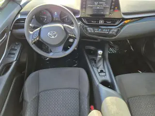 Toyota C-HR 2021 LE 4dr Crossover
