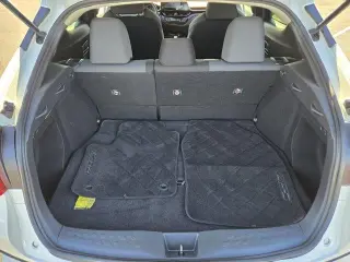 Toyota C-HR 2021 LE 4dr Crossover