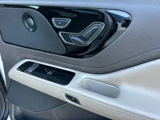 Lincoln Aviator 2023 AWD Reserve 4dr SUV