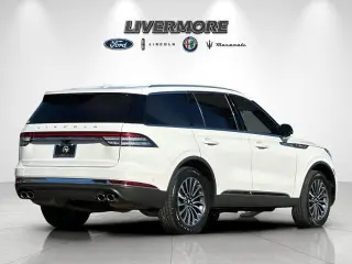 Lincoln Aviator 2023 AWD Reserve 4dr SUV