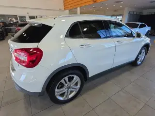 Mercedes-Benz GLA 2018 AWD GLA 250 4MATIC 4dr SUV
