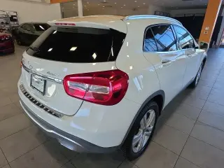 Mercedes-Benz GLA 2018 AWD GLA 250 4MATIC 4dr SUV