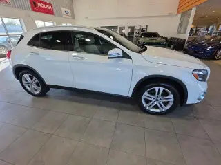 Mercedes-Benz GLA 2018 AWD GLA 250 4MATIC 4dr SUV
