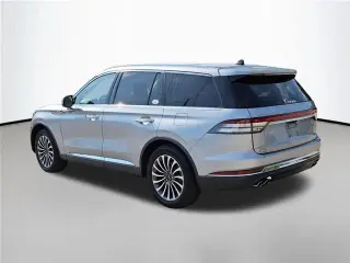 Lincoln Aviator 2023 estándar 4dr SUV