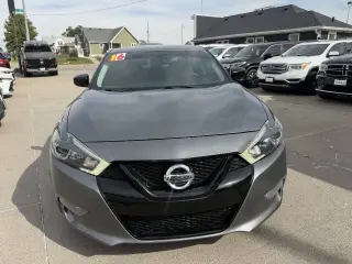 2016 Nissan Maxima