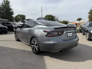 2016 Nissan Maxima