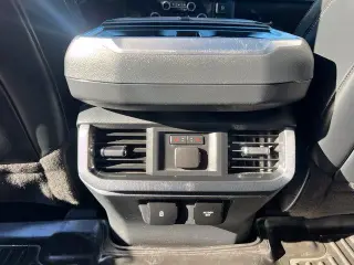 Ford F-150 2021 4x4 Platino 4dr SuperCrew 5.5 ft. SB