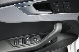 Audi A5 Sportback 2018 con transmisión automática AWD 2.0T quattro con paquete Premium Plus de 4 puertas Sportback