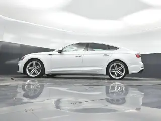 Audi A5 Sportback 2018 con transmisión automática AWD 2.0T quattro con paquete Premium Plus de 4 puertas Sportback