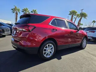 Chevrolet Equinox 2022 4x4 LT 4dr SUV con 1LT