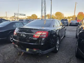 2014 Ford Taurus