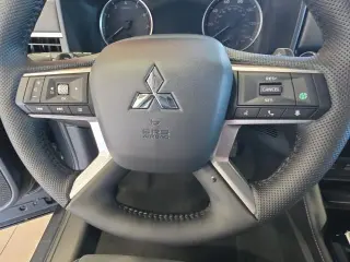 Mitsubishi Outlander 2026 SE 4dr SUV