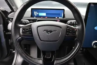 Ford Mustang Mach-E 2023 Select 4dr SUV