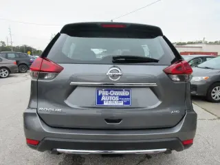 Nissan Rogue del 2020