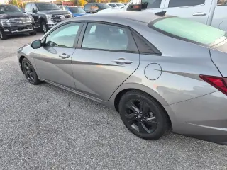 Hyundai Elantra 2021 SEL 4dr Sedán