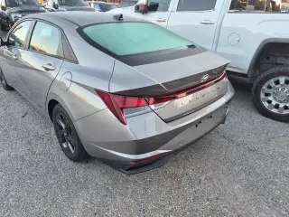 Hyundai Elantra 2021 SEL 4dr Sedán