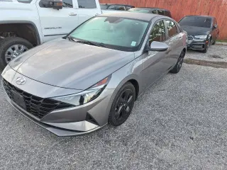 Hyundai Elantra 2021 SEL 4dr Sedán