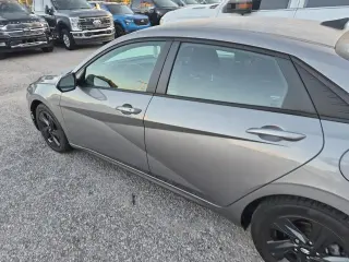 Hyundai Elantra 2021 SEL 4dr Sedán